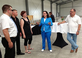 Andrea Nahles (MdB) und Günter Schnitzler (Stadtbürgermeister aus Polch) zu Gast bei der UPA Apck GmbH in Polch