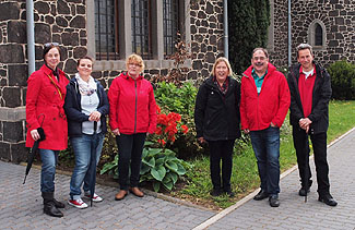 Die Teilnehmer beim Smart Mob der SPD Polch im Stadtteil Kaan v.l.n.r. Susanne Grosche, Susanne Reck, Gerti Wagner, Gabr